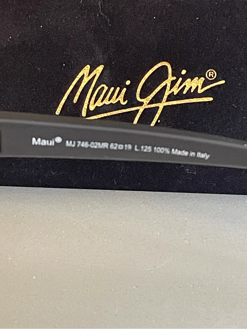 Maui Jim Matte Black Frame with Gray Polarized Lenses Wrap Sunglasses - Picture 12 of 16